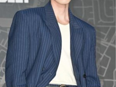 김우빈 콩콩팡팡에서 200만 원 결제로 화제