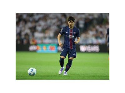 이강인 챔피언스리그 출전 확정 PSG 팬들 기대감 높아져