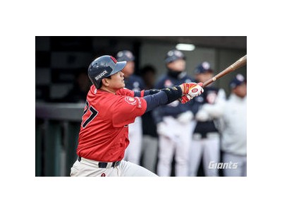 유강남 롯데 팬들 웃음 유발
