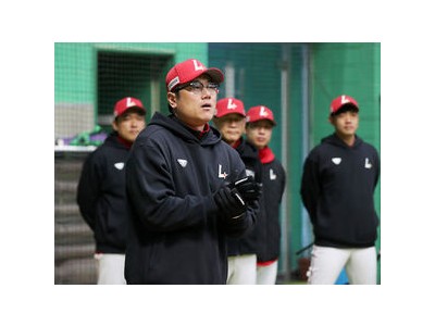 박정권 감독 음주운전 논란 털고 퓨처스팀 새 출발