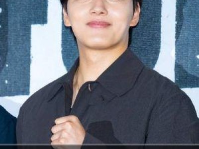 여진구 오늘 카투사 입대 충격받는 팬들
